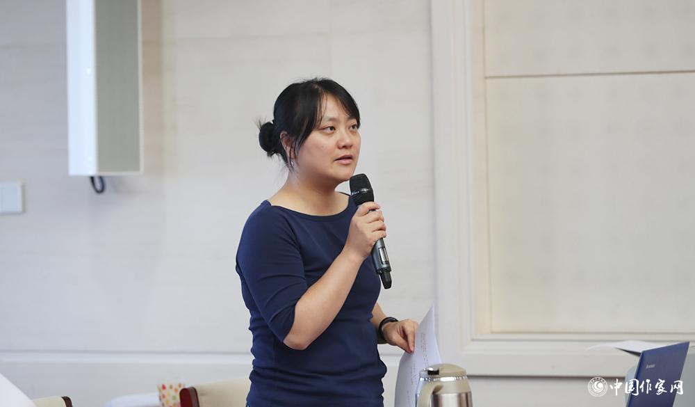 8月4日，總計票人向評委會報告選票審核情況