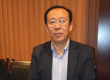 張吉宙：70年代和70年前的故事書寫童年，離不開回憶。當我試圖回憶童年的時候，發(fā)現(xiàn)童年依然是那個孩童的模樣。[詳細]