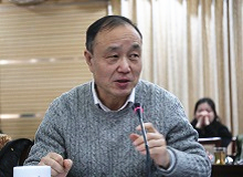 陳歆耕：如何面對(duì)三只不同的蘋(píng)果這套叢書(shū)的推出是強(qiáng)化“銳批評(píng)”的起點(diǎn)，相對(duì)于偌大的中國(guó)文壇，還是勢(shì)單力薄。[詳細(xì)]