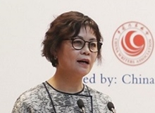 鐵凝：在差異中探尋共性，在包容中尊重多元今后中國(guó)作協(xié)將繼續(xù)創(chuàng)新和完善文學(xué)交流的領(lǐng)域和模式，為推動(dòng)中外文學(xué)交流，搭建彩虹之橋。[詳細(xì)]