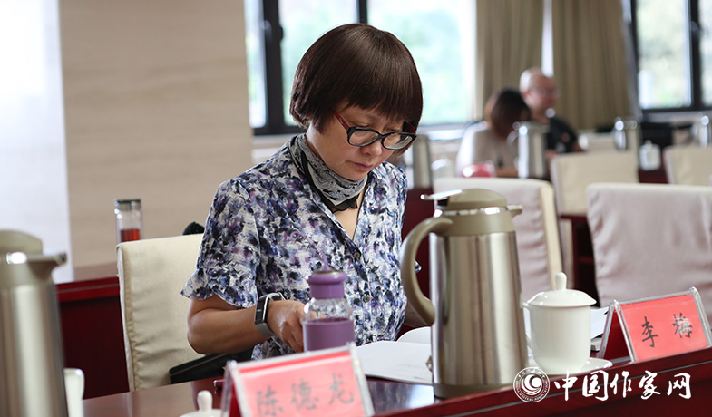 8月11日，紀監(jiān)組人員審核選票統(tǒng)計情況