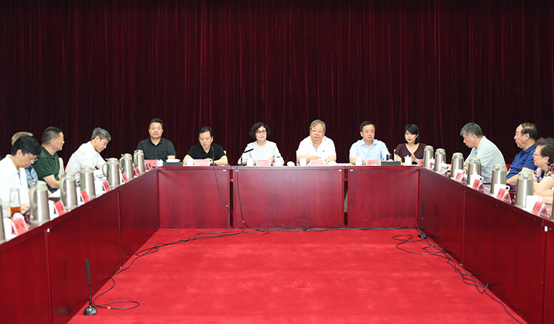 8月16日，第十屆茅盾文學(xué)獎(jiǎng)在北京揭曉