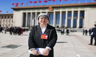 全國人大代表、“拇指作家”馬慧娟