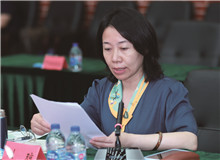 劉瓊：《講話》的立場、態(tài)度和文藝觀“為什么人的問題，是一個(gè)根本的問題，原則的問題”“必須明確地徹底地解決它”。[詳細(xì)]
