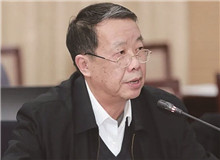 胡平：《講話》精神的發(fā)揚(yáng)光大《講話》是毛澤東同志影響最深遠(yuǎn)的著作之一，文藝界從未間斷過對其精神的學(xué)習(xí)、理解和貫徹。[詳細(xì)]