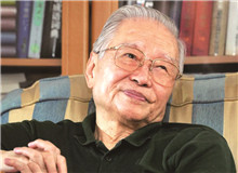【王　火】	蔣　藍(lán)丨《王火：以健雄之筆記錄時(shí)代》；	徐　璐丨《<戰(zhàn)爭和人>三部曲：對紅色經(jīng)典的自覺追索》。