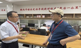 作家李春雷參加2022“中國一日·科技強(qiáng)國”大型文學(xué)主題實(shí)踐活動(dòng)