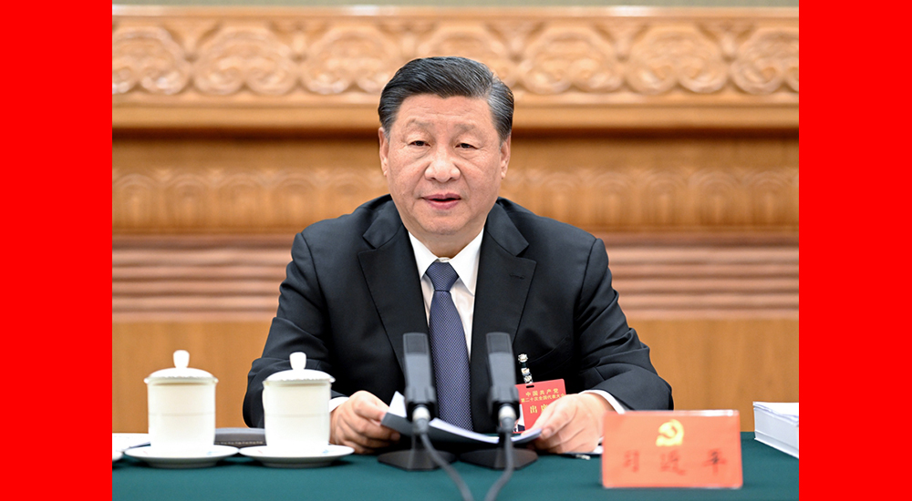 10月18日，中國(guó)共產(chǎn)黨第二十次全國(guó)代表大會(huì)主席團(tuán)在北京人民大會(huì)堂舉行第二次會(huì)議。習(xí)近平同志主持會(huì)議。