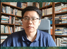 陳濤：以日常與瑣碎書寫宏大開(kāi)闊的主題不同家族的開(kāi)枝散葉，各自人生的縱橫走向，全都匯聚成了一條寬闊奔涌的大河……　[詳細(xì)]