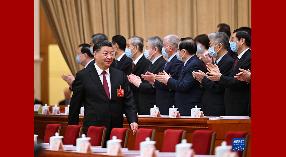 3月5日，第十四屆全國人民代表大會第一次會議在北京人民大會堂開幕。習近平步入會場。