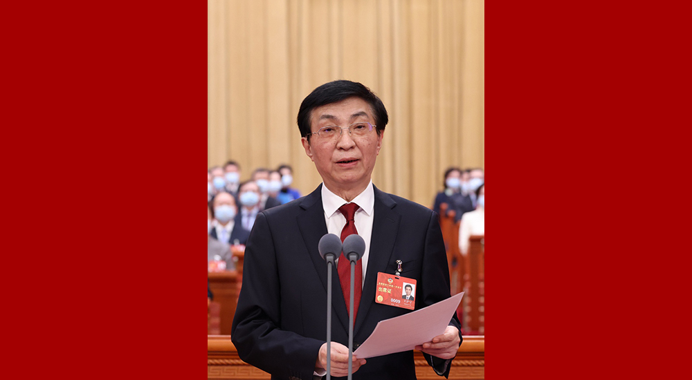 3月4日，中國人民政治協(xié)商會議第十四屆全國委員會第一次會議在北京人民大會堂開幕。王滬寧主持開幕會