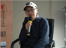 葉舟：當(dāng)今的寫作者是在為我們這個(gè)文明、文化續(xù)命　　我們是這個(gè)文化，這個(gè)文明的兒子，我們有一種反哺的情感在。 [詳細(xì)]