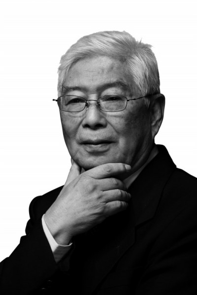 顧明遠(yuǎn)，國家教師教育咨詢專家委員會(huì)主任委員