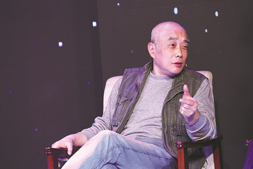 江曉原：上海交通大學(xué)講席教授，科學(xué)史與科學(xué)文化研究院首任院長