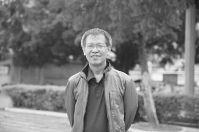 楊少衡，福建省作家協(xié)會名譽主席