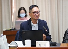 陳河長篇小說《誤入孤城》研討會在北京舉行11月23日，由《十月》雜志社、北京十月文藝出版社主辦的“陳河長篇小說《誤入孤城》研討會”在北京出版集團舉行。 [詳細]