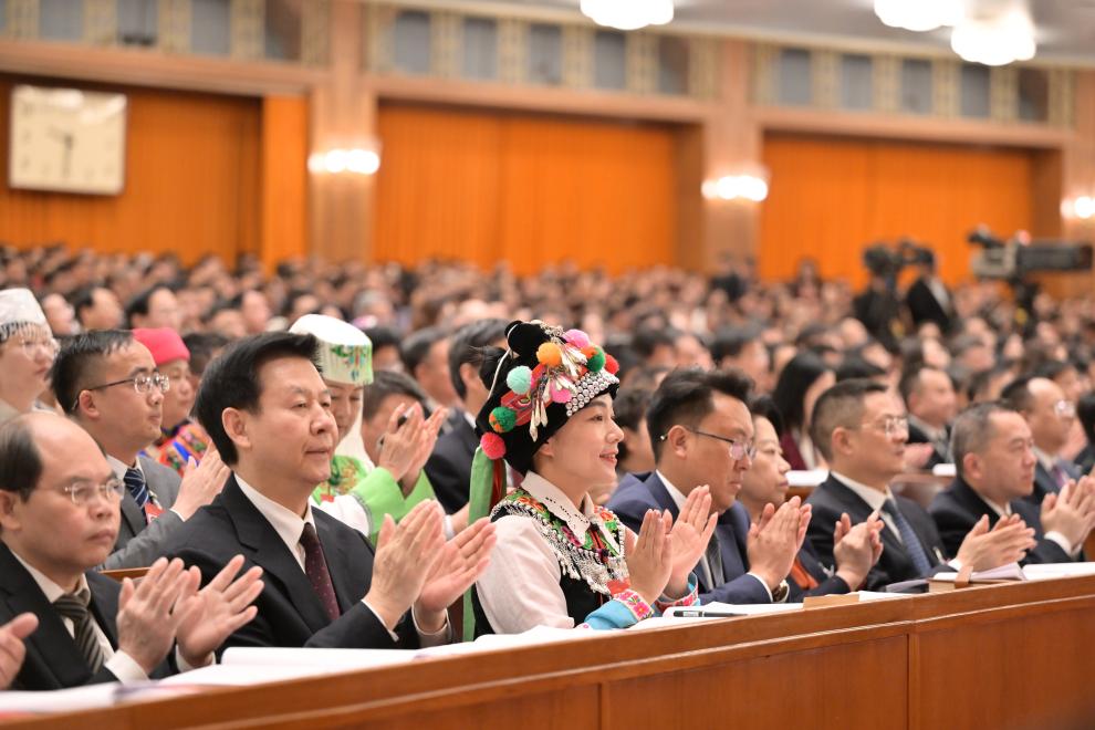 3月8日，十四屆全國(guó)人大二次會(huì)議在北京人民大會(huì)堂舉行第二次全體會(huì)議。新華社記者 謝環(huán)馳 攝