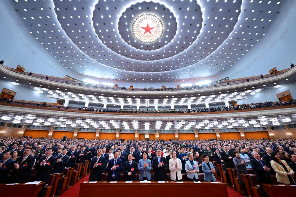 3月10日，中國人民政治協(xié)商會議第十四屆全國委員會第二次會議在北京人民大會堂舉行閉幕會。新華社記者 翟健嵐 攝