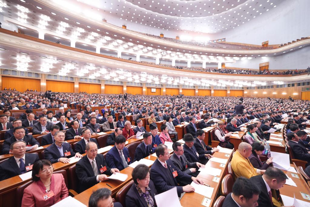 3月10日，中國人民政治協(xié)商會議第十四屆全國委員會第二次會議在北京人民大會堂舉行閉幕會。新華社記者 邢廣利 攝