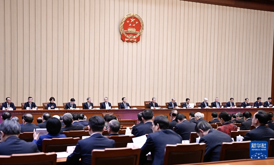 3月10日，十四屆全國人大二次會議主席團在北京人民大會堂舉行第三次會議。主席團常務主席趙樂際主持會議。新華社記者 謝環(huán)馳 攝