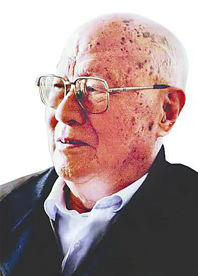 電影藝術(shù)家、作家、文藝?yán)碚摷矣诿? /></p>
<p style=