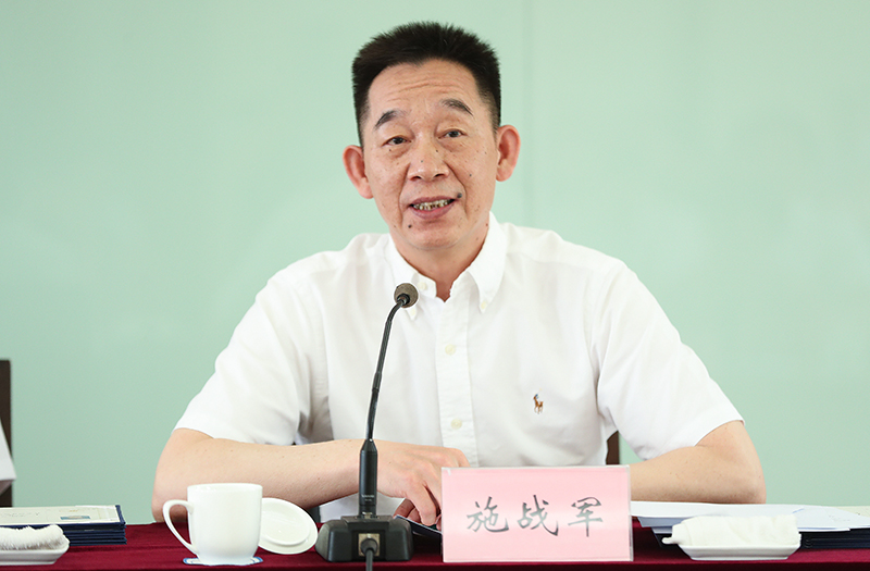 中國作協(xié)黨組成員、書記處書記施戰(zhàn)軍講話