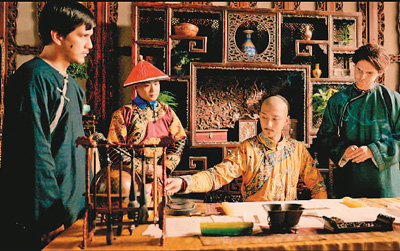 格列柯的形式語(yǔ)言極為獨(dú)特，喜歡自由地將形體拉長(zhǎng)變形，動(dòng)感十足，情感激越，帶有強(qiáng)烈的表現(xiàn)性與主觀性。圖為格列柯《年輕紳士肖像》。