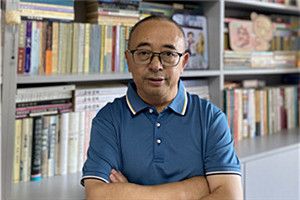 報(bào)告文學(xué)獎：《幸福的旋律——西藏脫貧交響曲》  作者：吉米平階（藏族）         獲獎感言時(shí)代的發(fā)展往往超越作家的經(jīng)驗(yàn)和想象，在我還挖空心思用自己有限的能力想為所住村莊和遙遠(yuǎn)的鄉(xiāng)親做點(diǎn)什么的時(shí)候，波瀾壯闊的脫貧攻堅(jiān)開始了。西藏是全國集中連片貧困程度最深地區(qū)之一，也是脫貧攻堅(jiān)難度最大，成效最顯著的地方，我有幸作為參與者、親歷者和記錄者，見證了全過程。