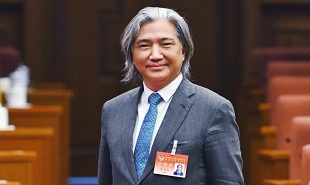 全國(guó)政協(xié)副秘書長(zhǎng)、民盟中央副主席、中國(guó)美術(shù)館館長(zhǎng)吳為山