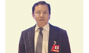 全國(guó)人大常委會(huì)委員、中國(guó)作協(xié)副主席李敬澤