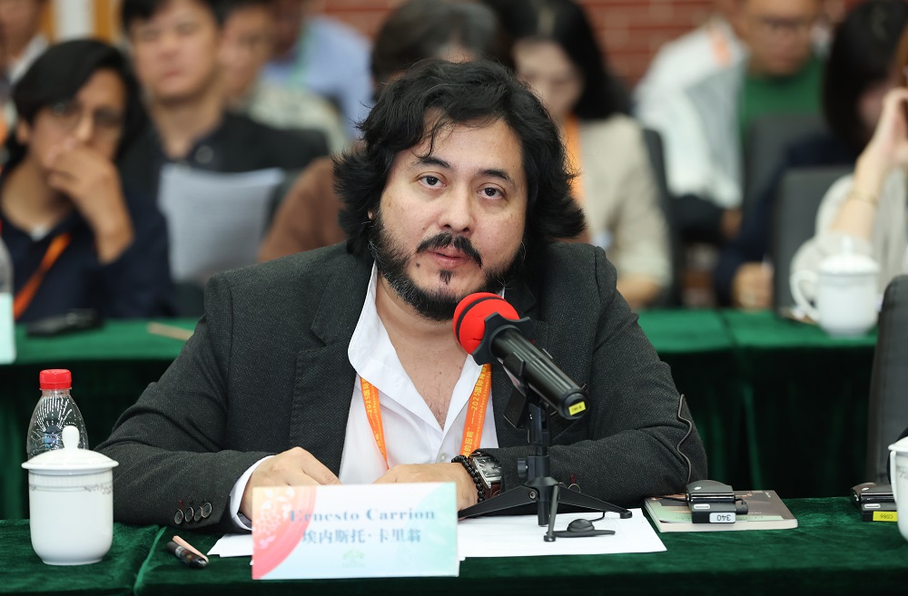 厄瓜多爾詩(shī)人埃內(nèi)斯托·卡里翁