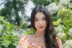 青年作者短篇佳作獎：獲獎作品《守護神》作者：王璐琪         獲獎感言　我是一個很早就以寫字為生的人。14歲時，我看到雜志上的地址，靠自由投稿發(fā)表第一篇作品。十幾歲時的我用稿費買零食，讀大學時用稿費養(yǎng)自己。最初選擇文字出版行業(yè)，我沒有任何猶豫。這些年，我做過雜志編輯，現(xiàn)在是一名職業(yè)作家。